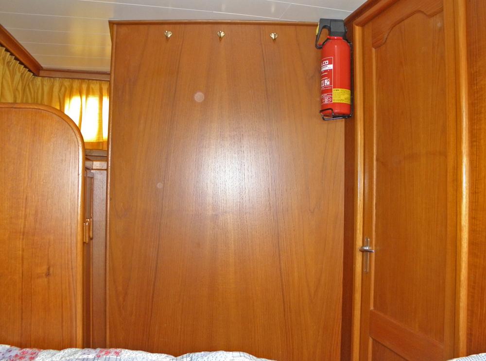 Aft cabin, Accommodation